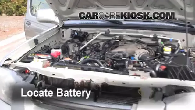 2001 Nissan Frontier SE 3.3L V6 Crew Cab Pickup (4 Door) Batterie Début de saut